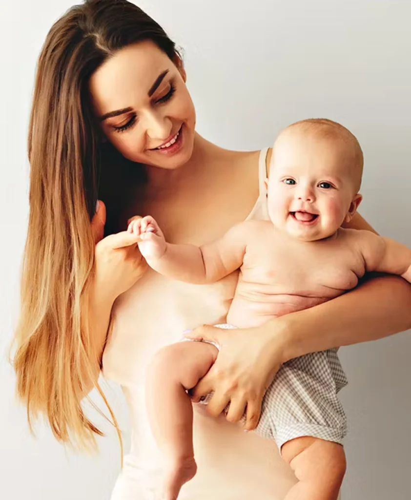 A “mommy makeover” in Tijuana, Mexico is the familiar term for a personalized set of cosmetic procedures designed to help a woman address common effects of childbearing and aging on the face, breasts, and body and restore or improve upon her pre-pregnancy appearance.
